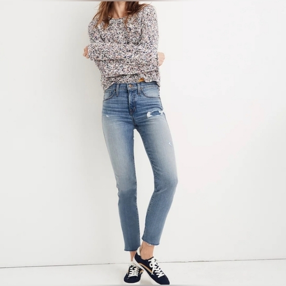 Madewell Denim - Madewell Stovepipe Distressed Raw Hem Straight Jeans Size 31